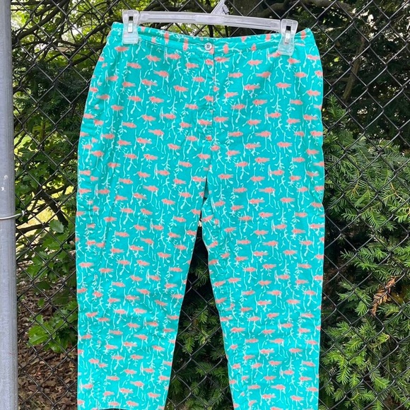 Lily Pulitzer teal cropped Capri pants with goldfish pattern - Picture 1 of 3